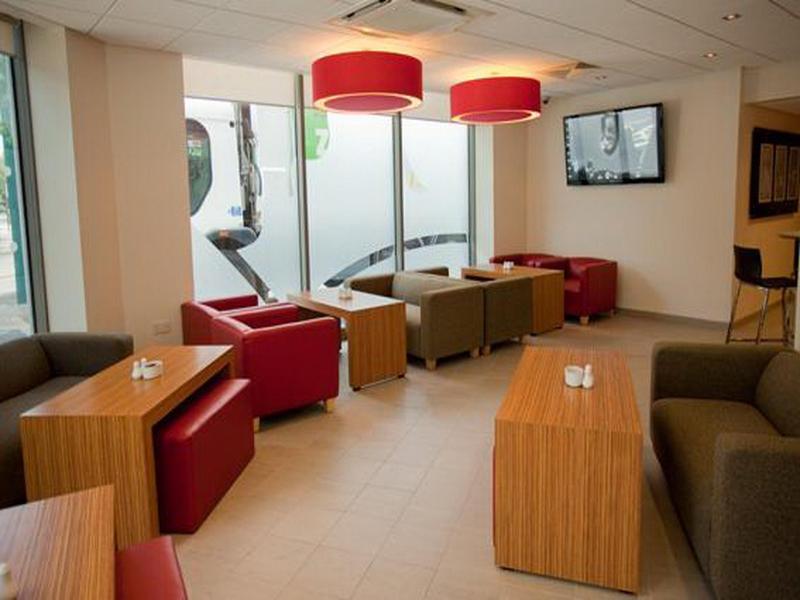 Travelodge London Central Waterloo מראה חיצוני תמונה